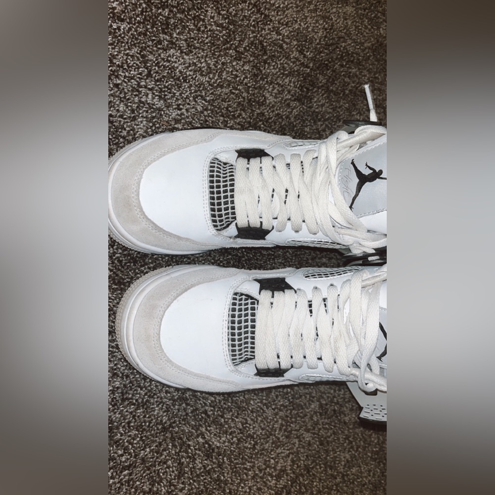 Jordan 4’s Retro Military Black - Picture 4 of 7